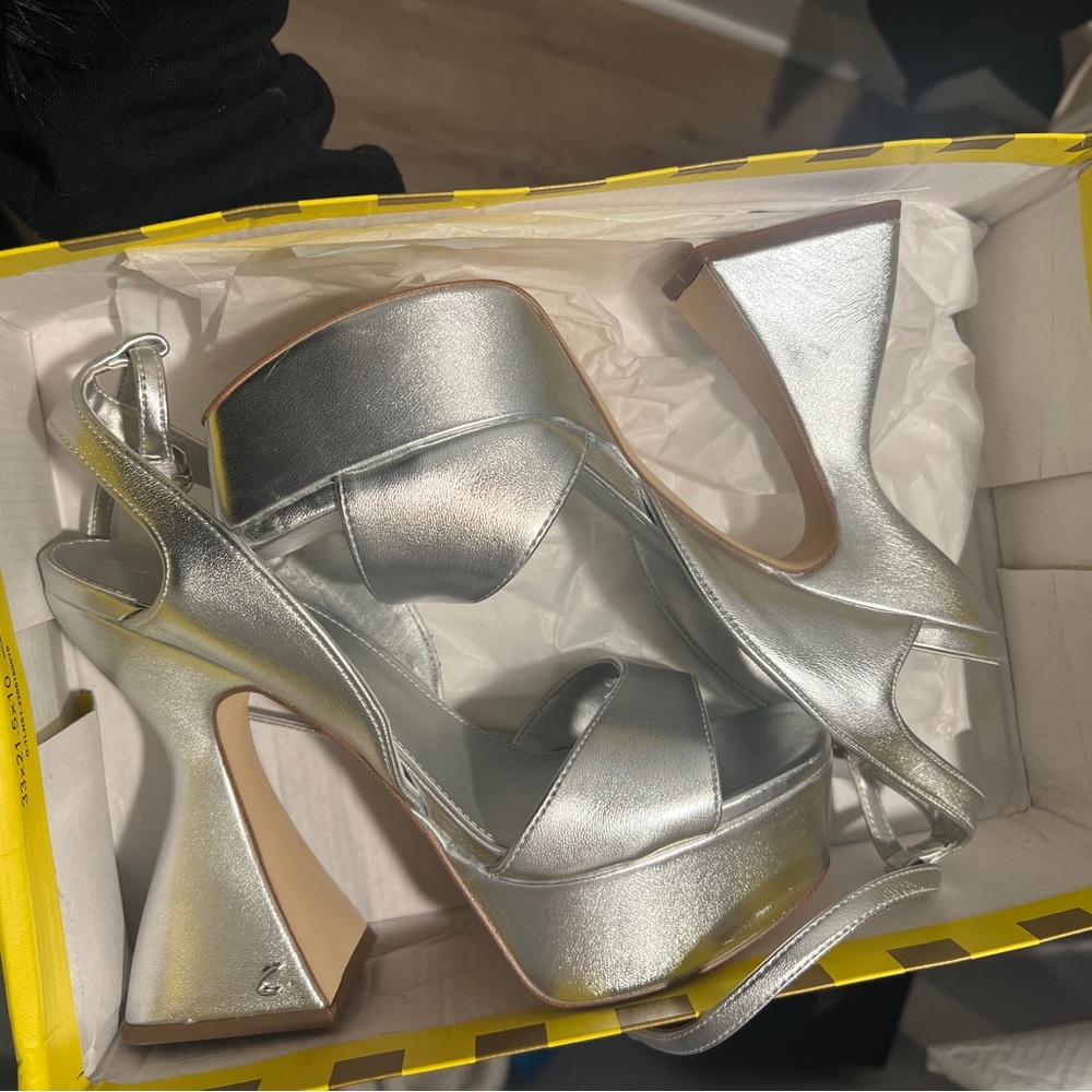 circus by sam edelman silver platform
